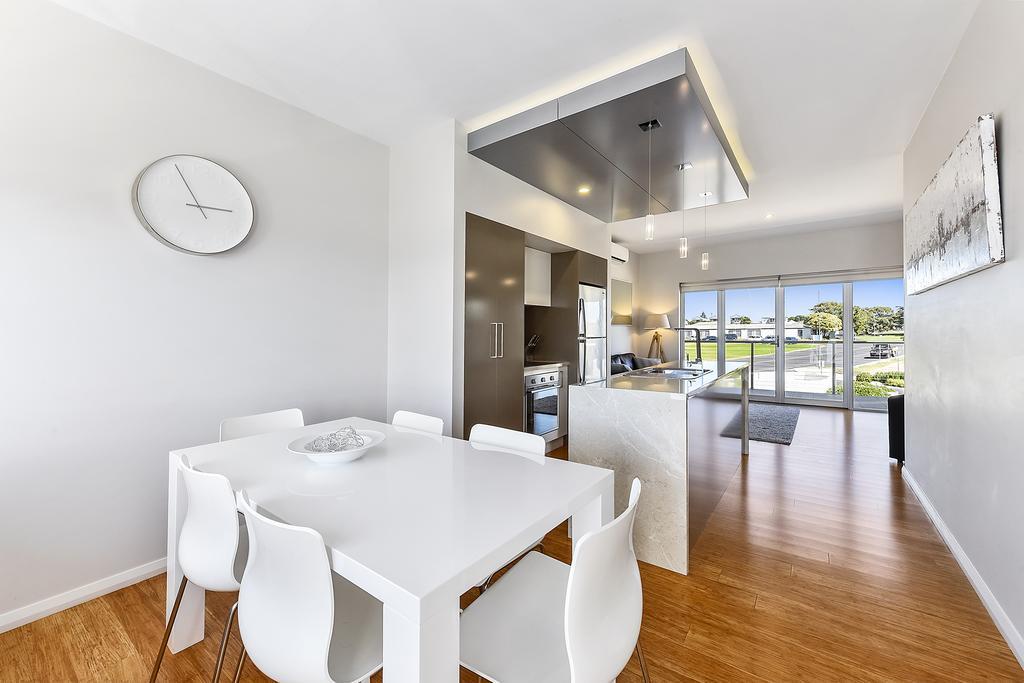 Aloha Waterfront Properties โรบ ภายนอก รูปภาพ