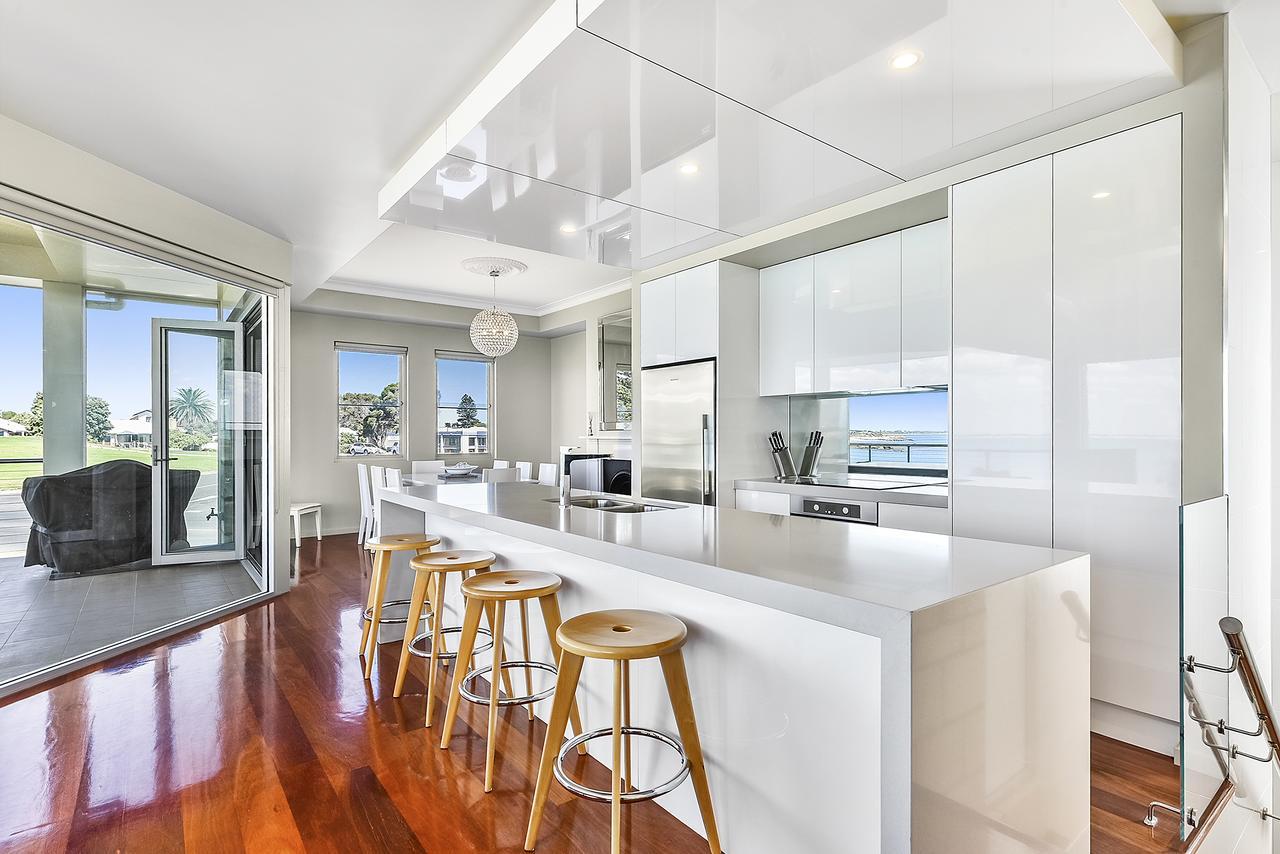 Aloha Waterfront Properties โรบ ภายนอก รูปภาพ